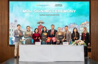 Vietnam Airlines launches HCM City – Copenhagen direct route to strengthen tourism ties