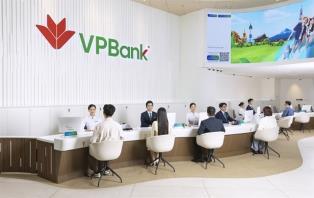 Large-cap stocks help cushion markets downtrend