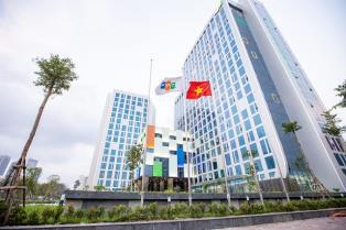 Indices recover on large-cap stocks