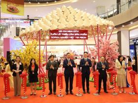 40 businesses showcase products at Vietnamese Business Product Exhibition Week at AEON