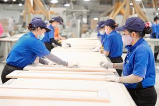 Việt Nam sees strong growth in new businesses, registered capital in Jan-Nov