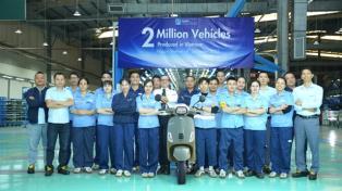Piaggio Vietnam celebrates milestone of 2 million vehicles produced at Piaggio Phú Thọ Factory