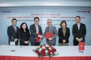 Techcombank, Panasonic Vietnam enter strategic partnership