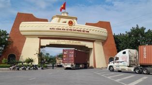 Việt Nam–Laos trade aims for the 5 billion target