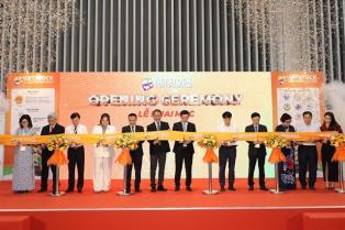 International feed, livestock, meat industry expo begins