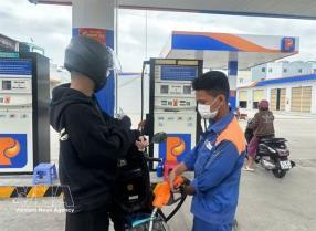 Fuel prices rise from 3pm on Thursday