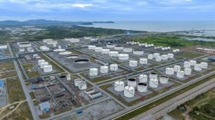 Việt Nam proposes tripling capacity of national crude oil reserves
