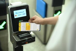 Finastra research: Việt Nams financial sector accelerates AI adoption, but security and legacy systems remain barriers