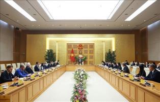 PM urges stronger Swiss, European investment, technology transfer in Vietnam