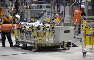 Industrial production rises for 7th straight month