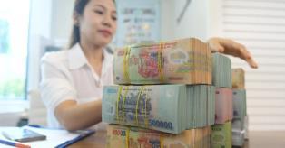 Việt Nam aims for 30 per cent of adults to have savings accounts by 2030