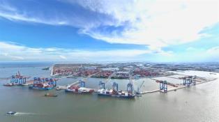 VN-Index loses nearly 10 points on large-cap stocks