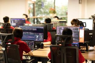 Investors expect new trend after three-weekly gain streak