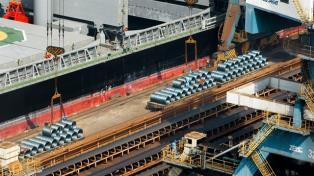 VN-Index gained nearly 17 points on large-cap stocks