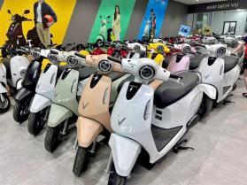 Hà Nội fuel rules and rising prices spark electric motorbike surge