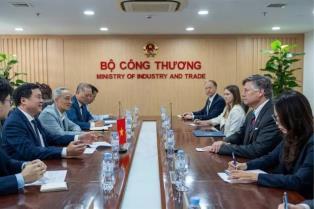 Việt Nam, US seek to deepen economic, trade, energy cooperation