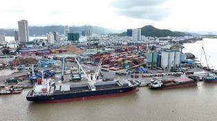 Việt Nam one of Southeast Asias most dynamic logistics markets: survey