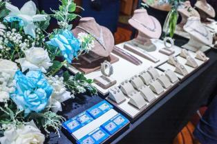 Việt Nam spends 120 million on diamond imports each year