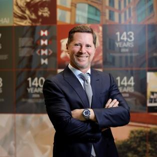 Việt Nam emerges as key hub in Asias AI supply chain: HSBC