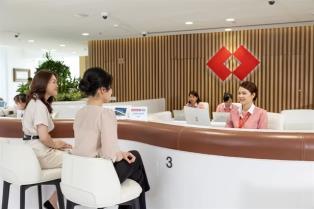 VN-Index extends losses on lingering selling force