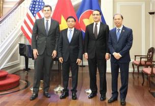 Deputy PM meets with senior US officials
