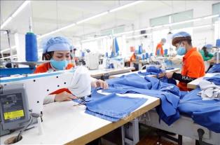 Key exporters seek adaptation amidst global trade headwinds