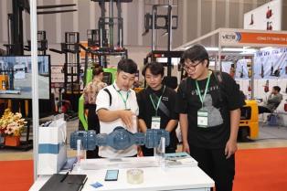 Việt Nam shifts Resolution 57 focus from policy to strategic technology products