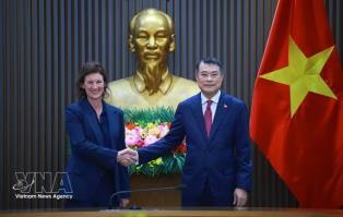 FTSE Russell pledges comprehensive support for Việt Nams capital market development