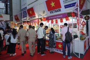 Việt Nam pushes trade as partner country at Indias UPITS Show