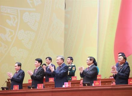 Defining Việt Nams future development path