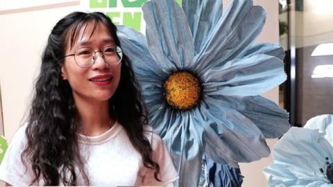 Where old jeans bloom