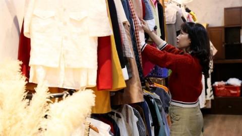 Giving fashion a second life