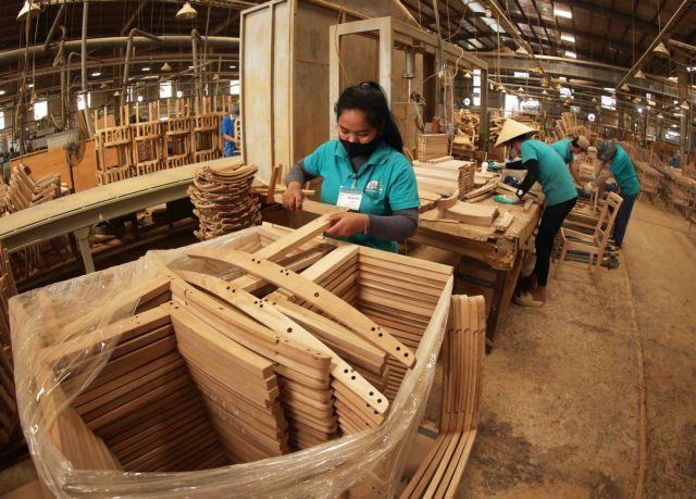 Việt Nams wood industry seeks ways to cope with tariff challenges

