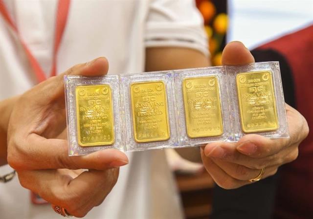 Domestic gold price plummets after global price slips below 4,000 per ounce