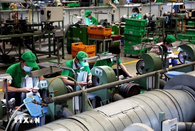 Labour market improves in Q3, but challenges persist
