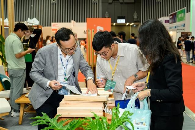 Canadian lumber becomes more popular in Việt Nam

