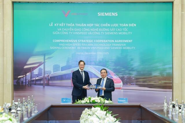 VinSpeed, Siemens team up to boost high speed rail development in VN