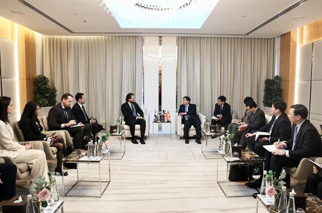 UAE company considers investing in data centres and AI infrastructure in Việt Nam