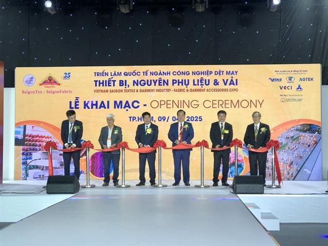 Over 1,100 exhibitors participate in international textile-garment expo in HCM City
