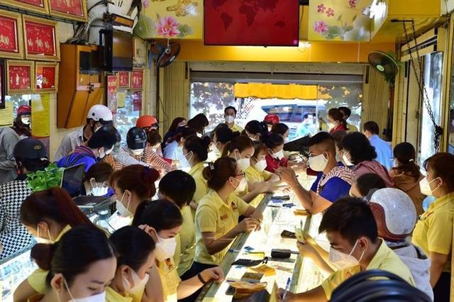 Government steps up gold market reform