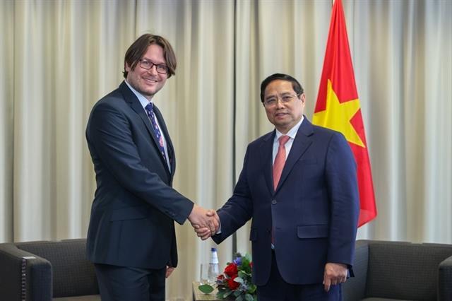 PM welcomes Bolt to Vietnamese market