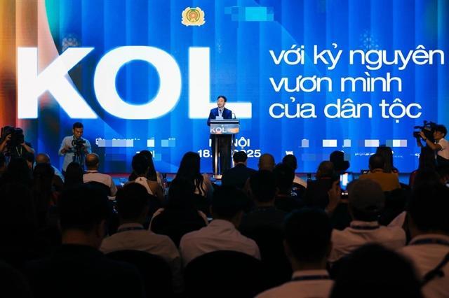 Việt Nam holds first-ever influencer summit