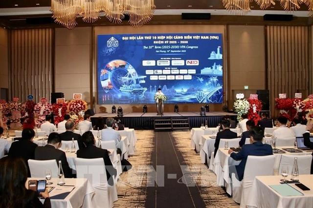 Việt Nams seaport system – A vital link in global supply chains