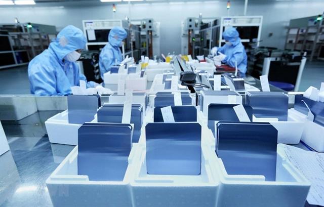 Electronics dominate Việt Nams trade, China top import source