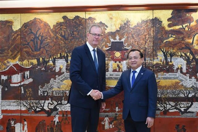 Việt Nam, UK deepen cooperation in finance, export credits