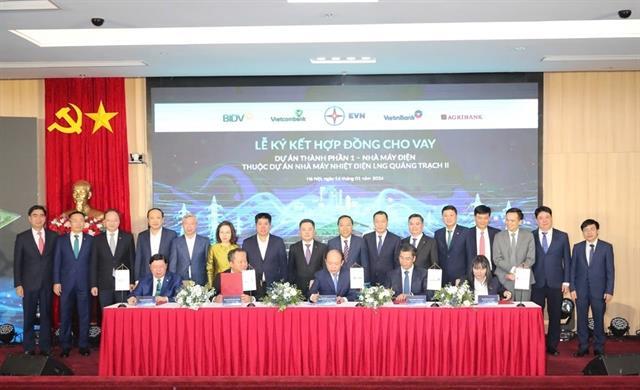 EVN signs loan agreement for LNG Quảng Trạch II Project with Big Four banks