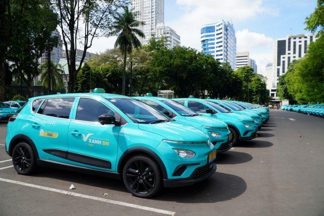 Green SM launches all-electric taxi service in US