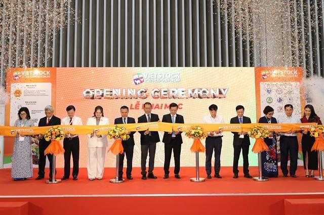 International feed, livestock, meat industry expo begins