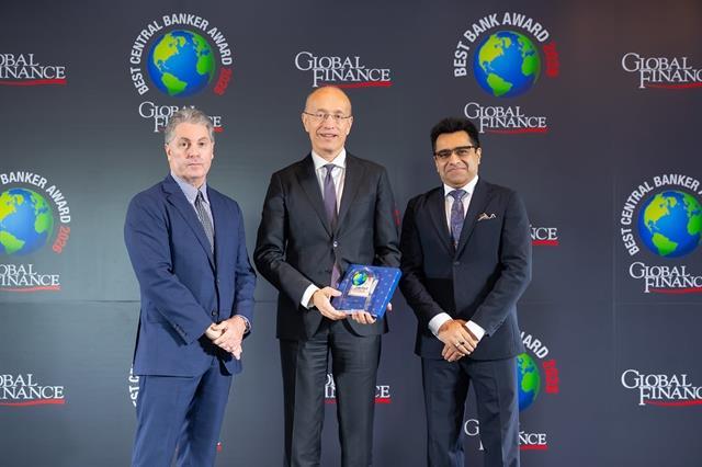 Techcombank wins Global Finance award for third year running