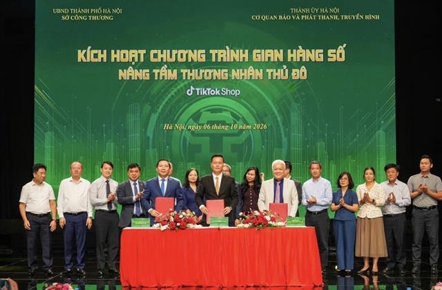 Hà Nội, partners support local business to promote e-commerce